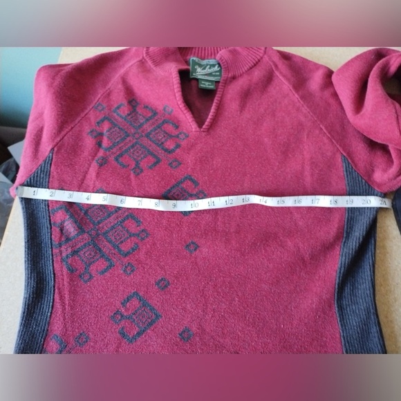 Woolrich red V neck sweater size M - Picture 6 of 7